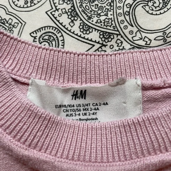 3/$12 H&M Pink Deer Kids Sweater - Picture 3 of 3